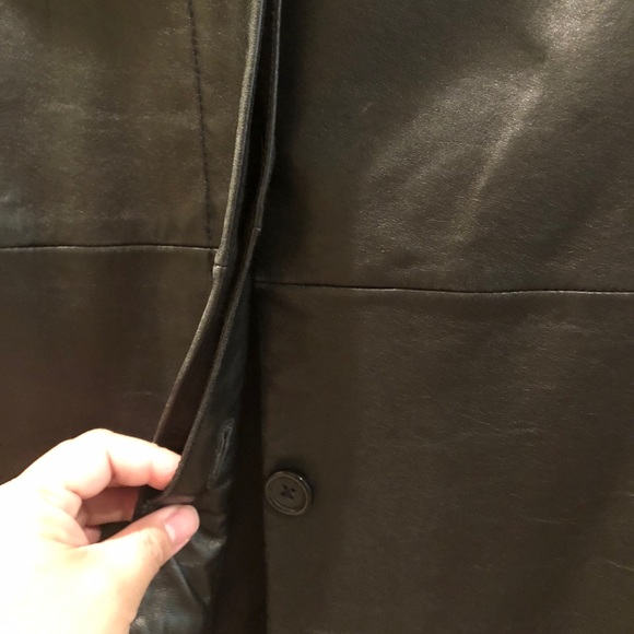 Leather Jacket 🧥 - Picture 4 of 6